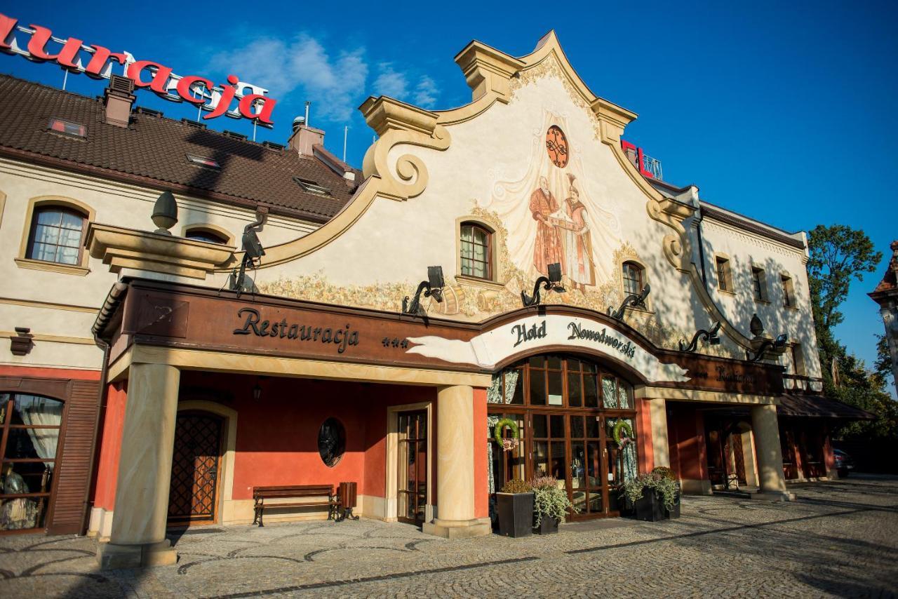 Hotel Nowodworski Legnica Exterior photo